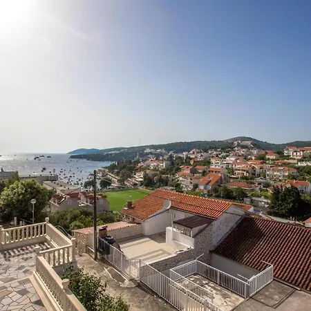 דירה Sunny Elza 2