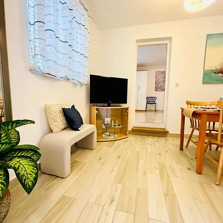 Apartmán Sunny Elza 2 *