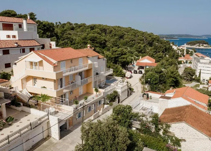 Sunny Elza 2 Apartment *