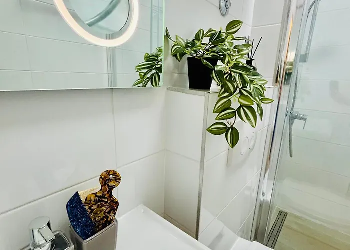 Sunny Elza 2 * Hvar Town